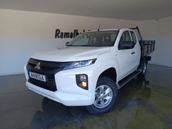 Mitsubishi L 200 2.3 DI-D Space Cab Invite 4WD