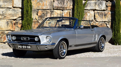 Ford Mustang GT Cabriolet 6.4 L CX Manual