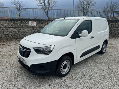 Opel Combo 1.5CDTI 3LUG AC