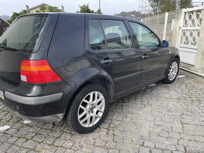 VW Golf IV 1.4 75cv 156mil km