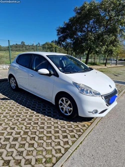 Peugeot 208 1.4 hdi active