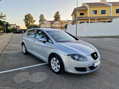 Seat Leon 1.6i 100cv AC