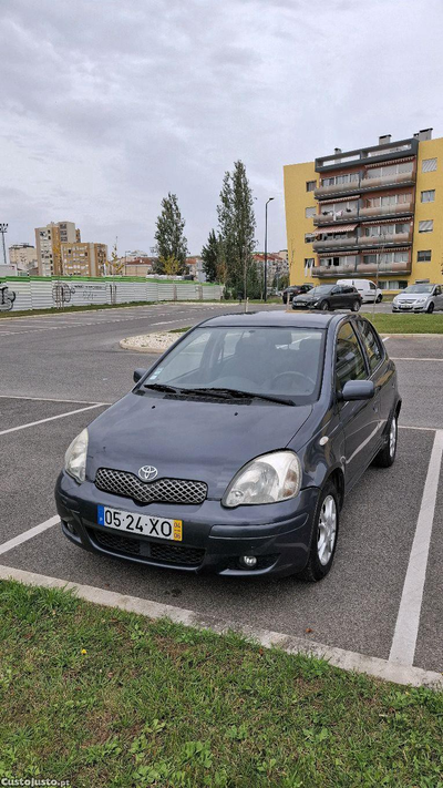 Toyota Yaris 1.0 VVTI