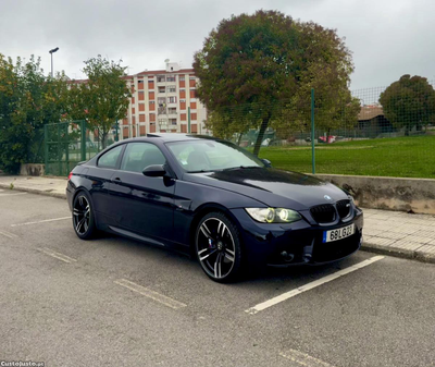 BMW 320 d Coupé Look M3