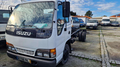 Isuzu NKR undefined