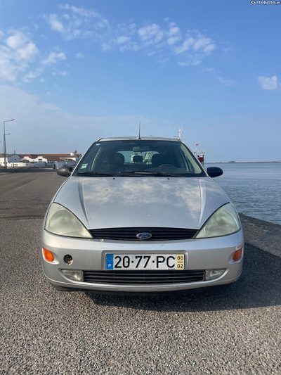 Ford Focus 1.6 Gasolina