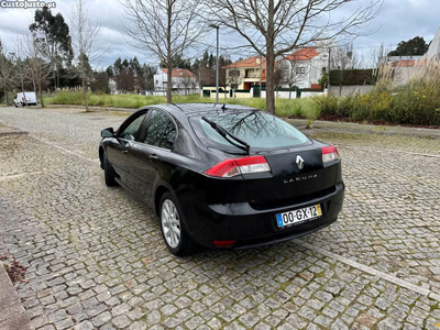 Renault Laguna III 2.0DCI 150cv cx6