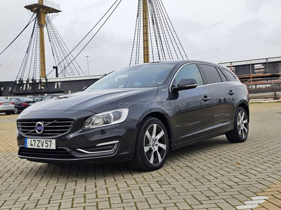 Volvo V60 2.4 D6 Summum AWD Phev