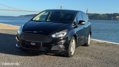 Ford S-Max 2.0 TDCi Titanium