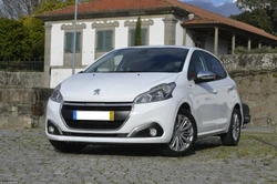 Peugeot 208 1.6 BlueHDi Style