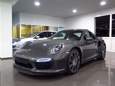 Porsche 911 991 911 Turbo S PDK