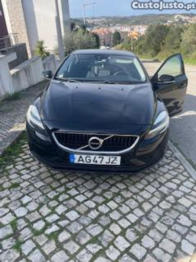 Volvo V40 Volvo V40 2.0 D2 Momentum Geartronic