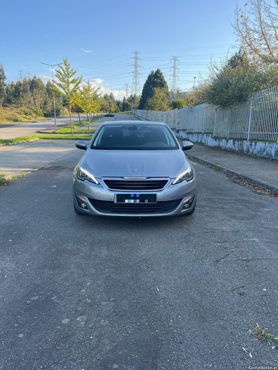 Peugeot 308 Allure 1.6 BlueHDi J17