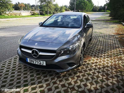 Mercedes-Benz CLA 180 d Shooting Brake