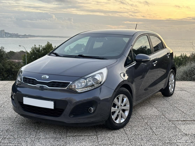 Kia Rio 1.2 CVVT LX