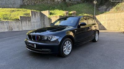 BMW 118 d (E81) 143CV - 233.215Kms