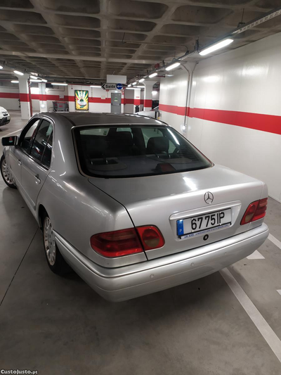 Mercedes-Benz E 220 Nacional Diesel