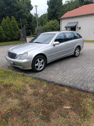 Mercedes-Benz C 220 Avangard