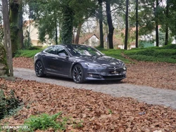 Tesla Model S 90D