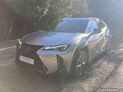 Lexus NX UX 250h Sport