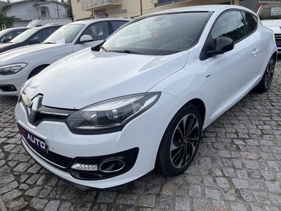 Renault Coupe BOSE1.5 DCI 110 CV AUTOMÁTICO