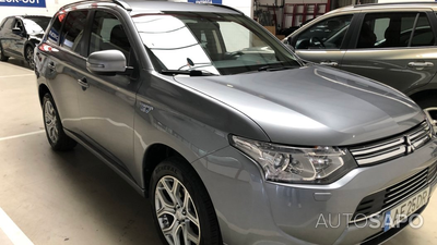 Mitsubishi Outlander 2.0 PHEV Intense Navi de 2015