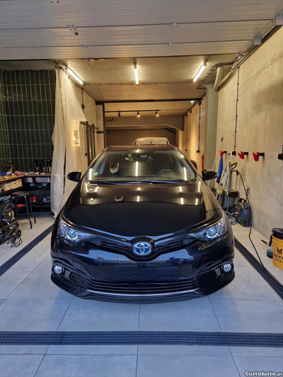 Toyota Auris 1.8 HSD Comfort+ P.Tecnho+P.Sport