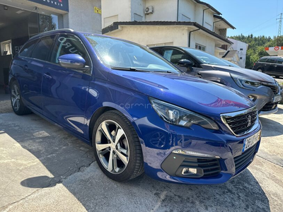 Peugeot 308 1.6 BlueHDi Allure J17 EAT6