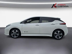 Nissan Leaf N-Connecta Two Tone