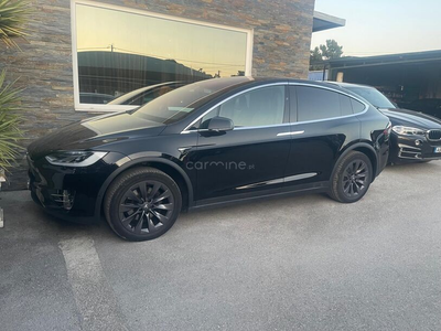 Tesla Model X 75X