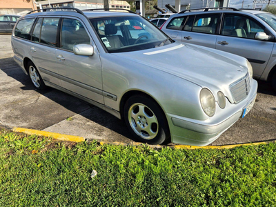 Mercedes-Benz E 220 cdi avantgard