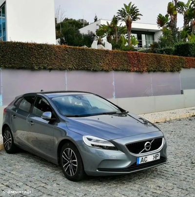 Volvo V40 D2 Momentum