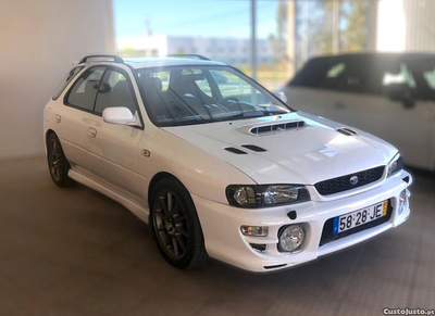 Subaru Impreza 2.0i GT