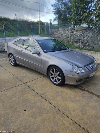 Mercedes-Benz C 220 Sport Coupe