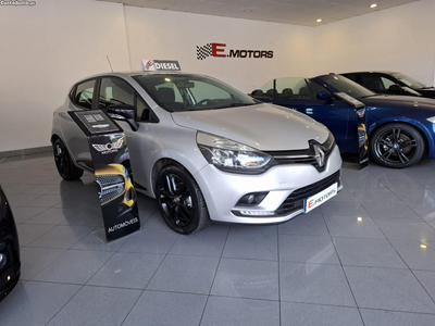 Renault Clio tech