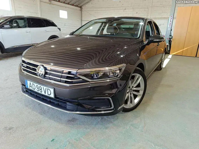 VW Passat 1.4 TSI GTE+ Plug-in