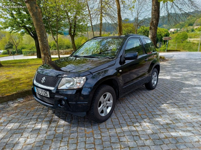 Suzuki Grand Vitara 1.6 Tração integral