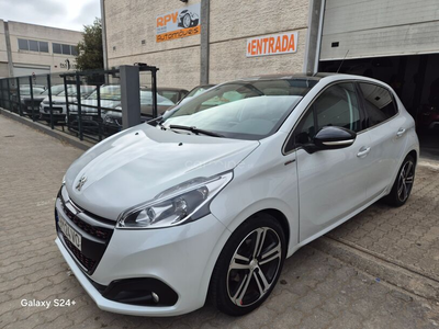 Peugeot 208 1.2 PureTech GT Line