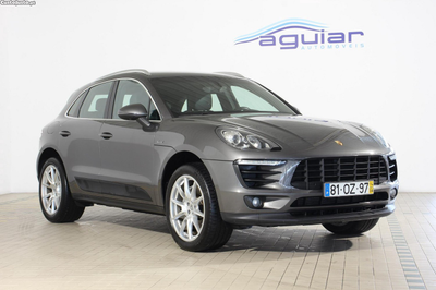 Porsche Macan S