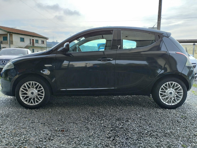 Lancia Ypsilon 1.2 S&S GOLD - 5 Portas - Nacional - 100.000kms - 1 Dono - Economico