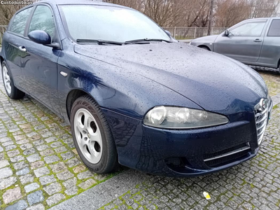 Alfa Romeo 147 Jtd m