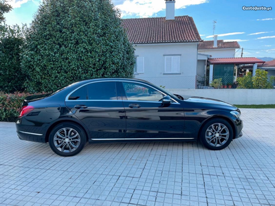 Mercedes-Benz C 250 d Avantgarde 67.000Km Nacional