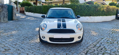 MINI One One D 2011