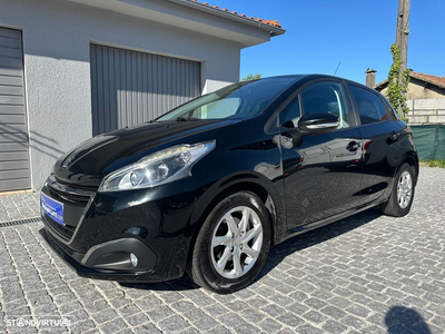 Peugeot 208 1.2 PureTech Active