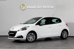 Peugeot 208 1.2 PureTech Signature