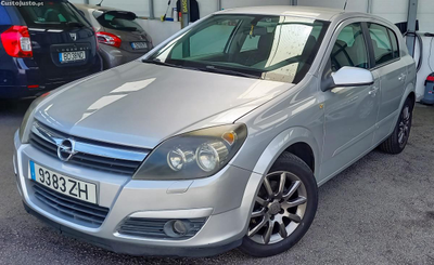 Opel Astra 1.7 CDTi Elegance 100CV AC AUTO