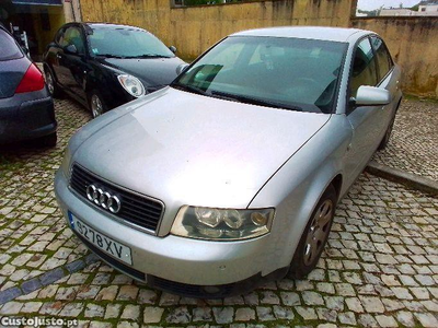 Audi A4 1.9 TDI 130cv cx 6V