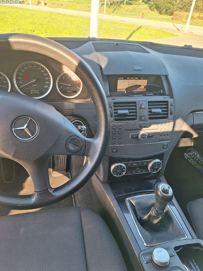 Mercedes-Benz C 220 citadino