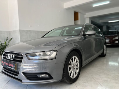 Audi A4 2.0 TDI Business Line