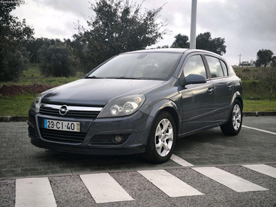 Opel Astra H